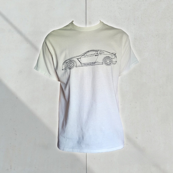 Gildan Nissan GT-R Car Silhouette White T-Shirt Size M - Picture 1 of 3
